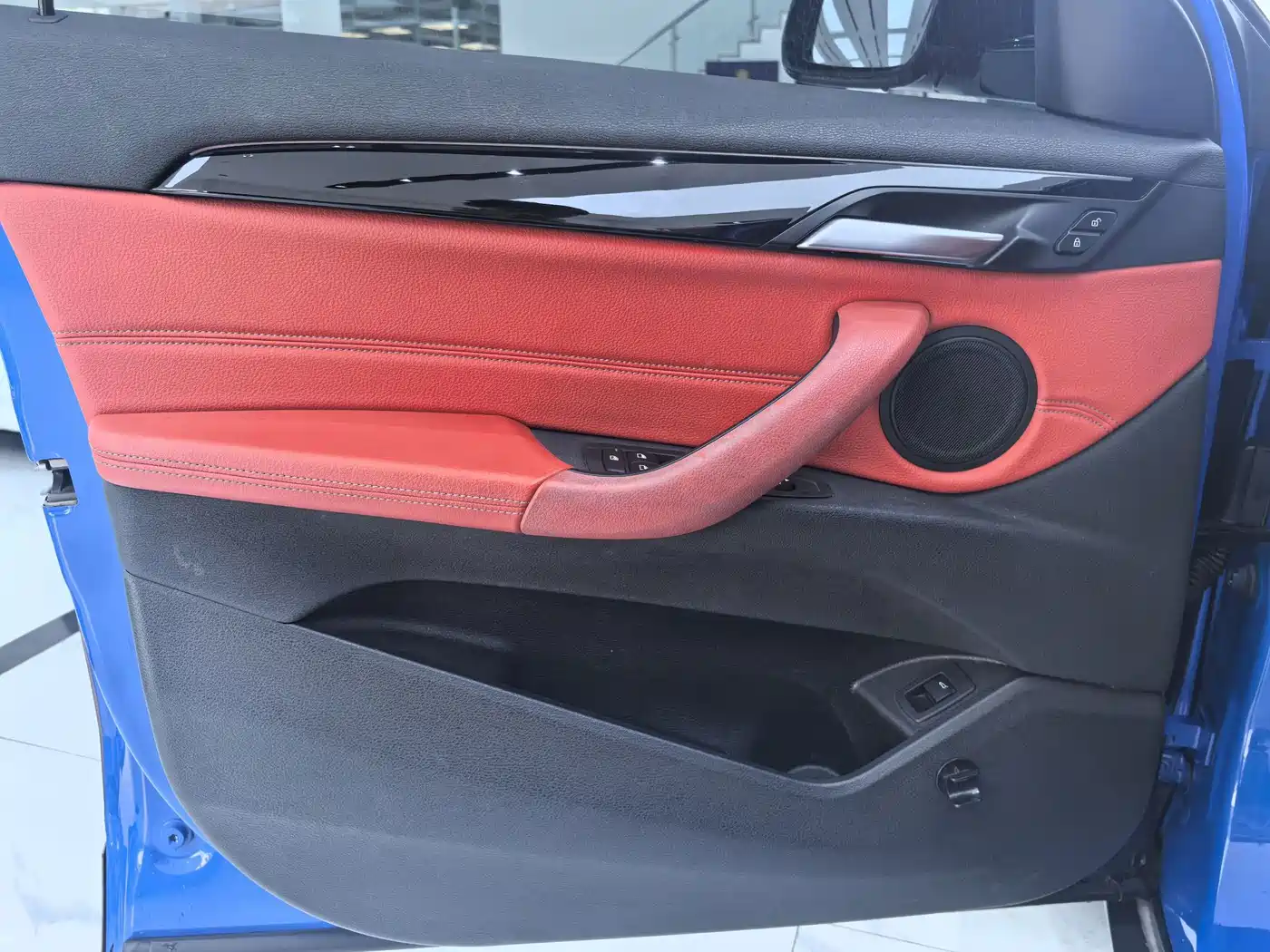 BMW X2 2020 2020 sDrive25i Leading M Off-Road Package