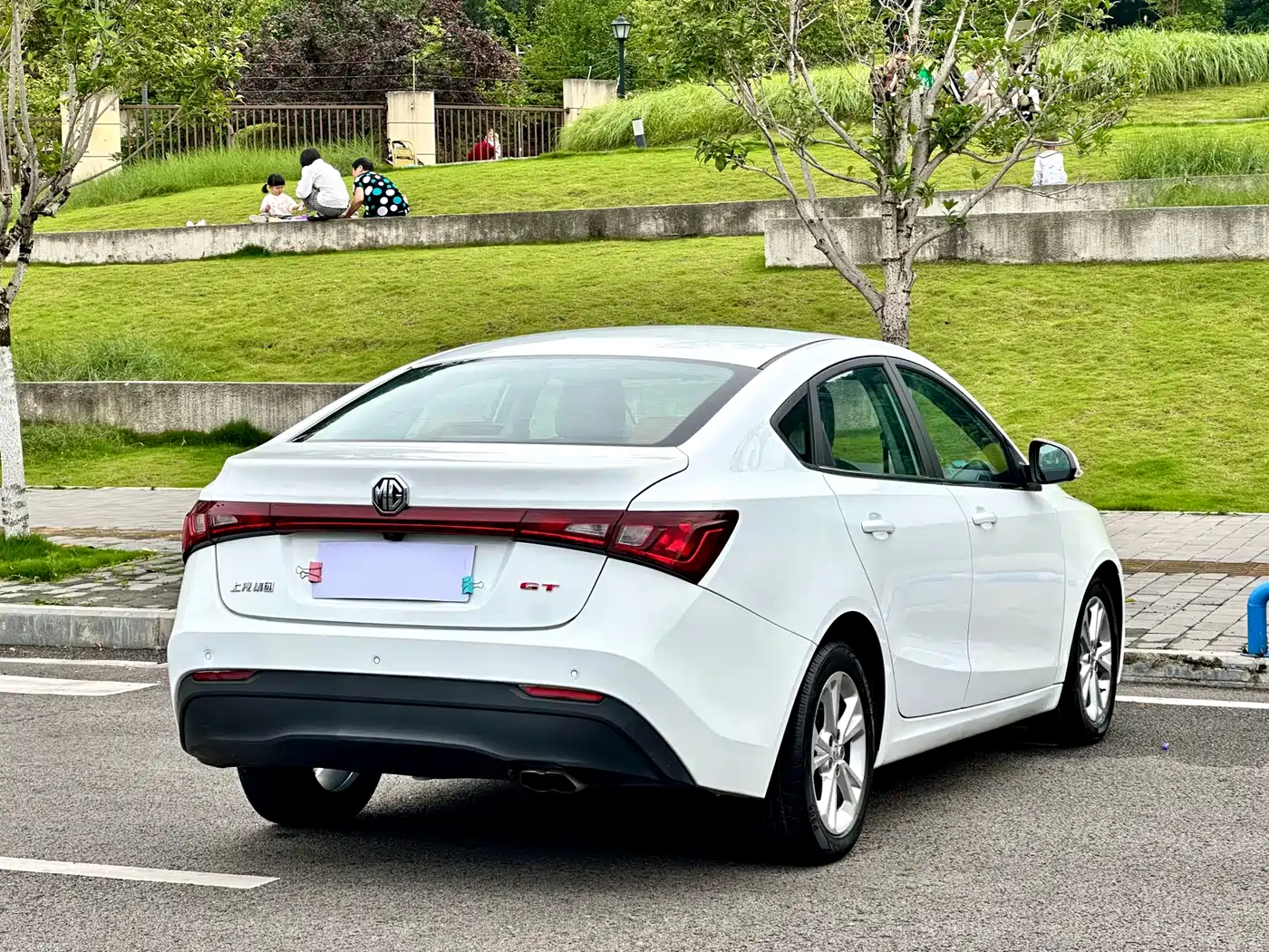 MG GT 2019 2016 Model 1.5T Automatic Premium Luxury Edition