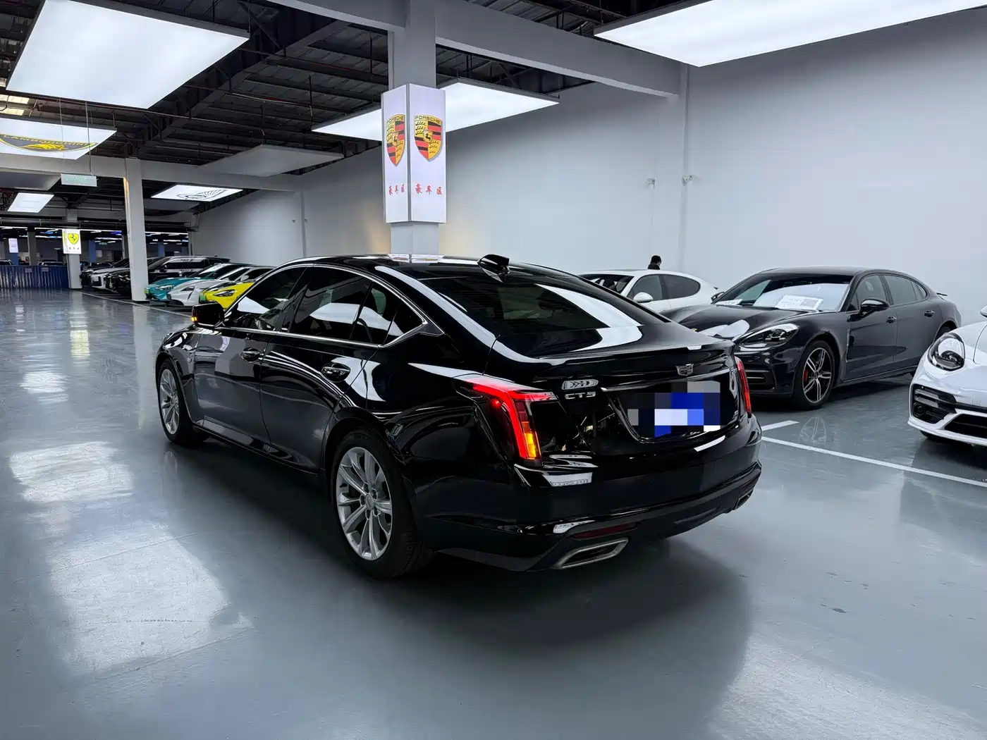 Cadillac CT5 2024 28T Luxury Model Pro фото 13