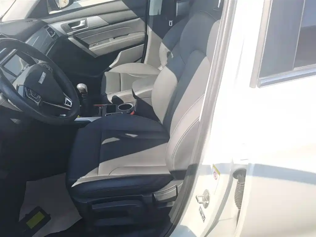 Haval H2 2018 Creation Edition Blue Label 1.5T Manual 2WD Style фото 15