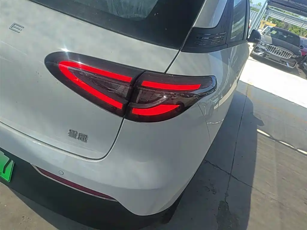 Geely Galaxy Starry Wish 2026 Edition 310km Youth Version фото 8