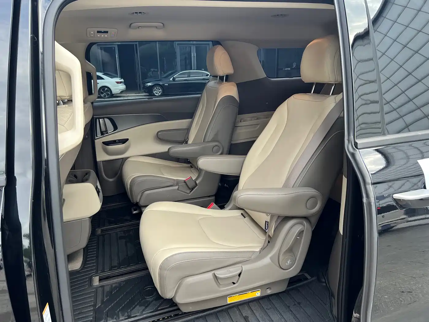 Kia Carnival 2023 2021 2.0T Luxury Edition