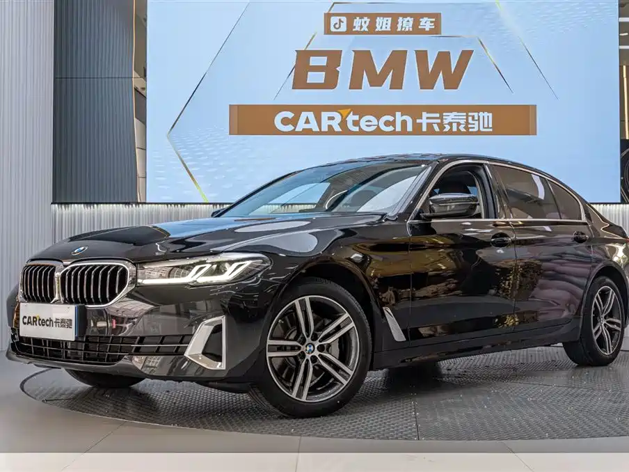 BMW 5 Series 2023 530Li Leading Luxury Package фото 2