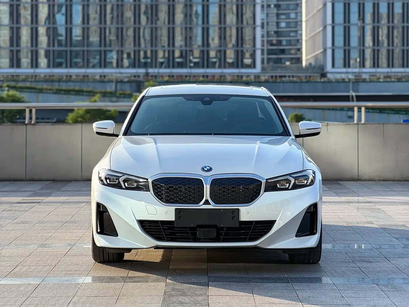 BMW i3 2025 eDrive 35 L фото 2