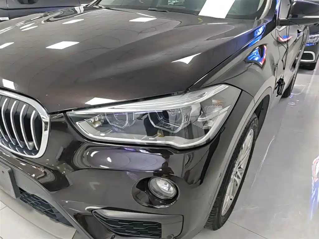 BMW X1 2018 sDrive20Li Leading Model фото 24