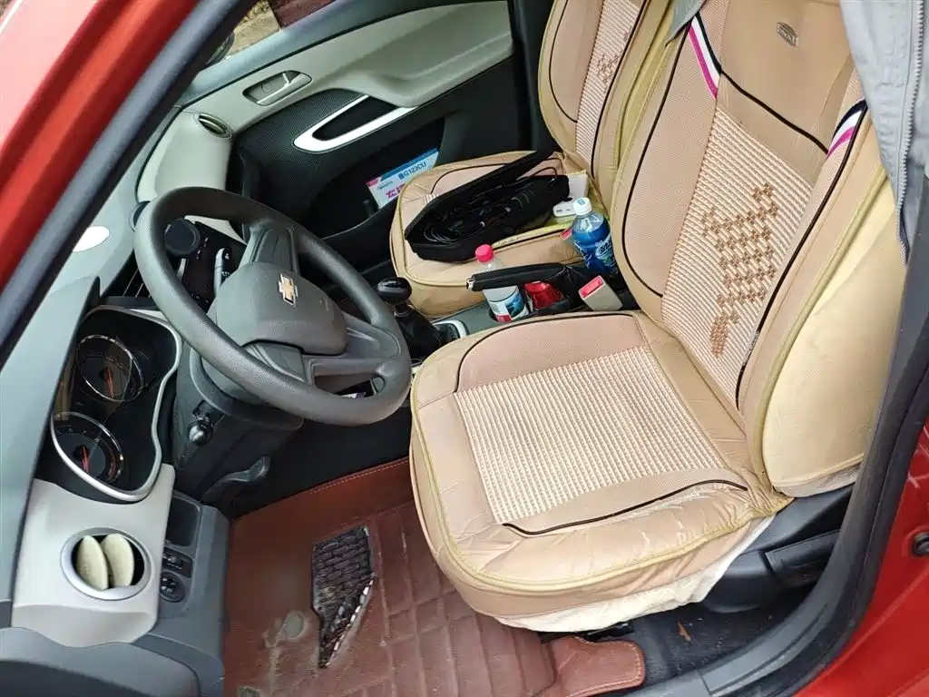 Chevrolet Sail 2015 Sail 3 1.5L Manual Ideal Sunroof Edition фото 8
