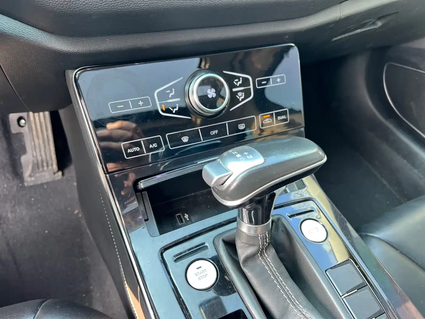 Hongqi H5 2019 30TD Style Edition фото 18