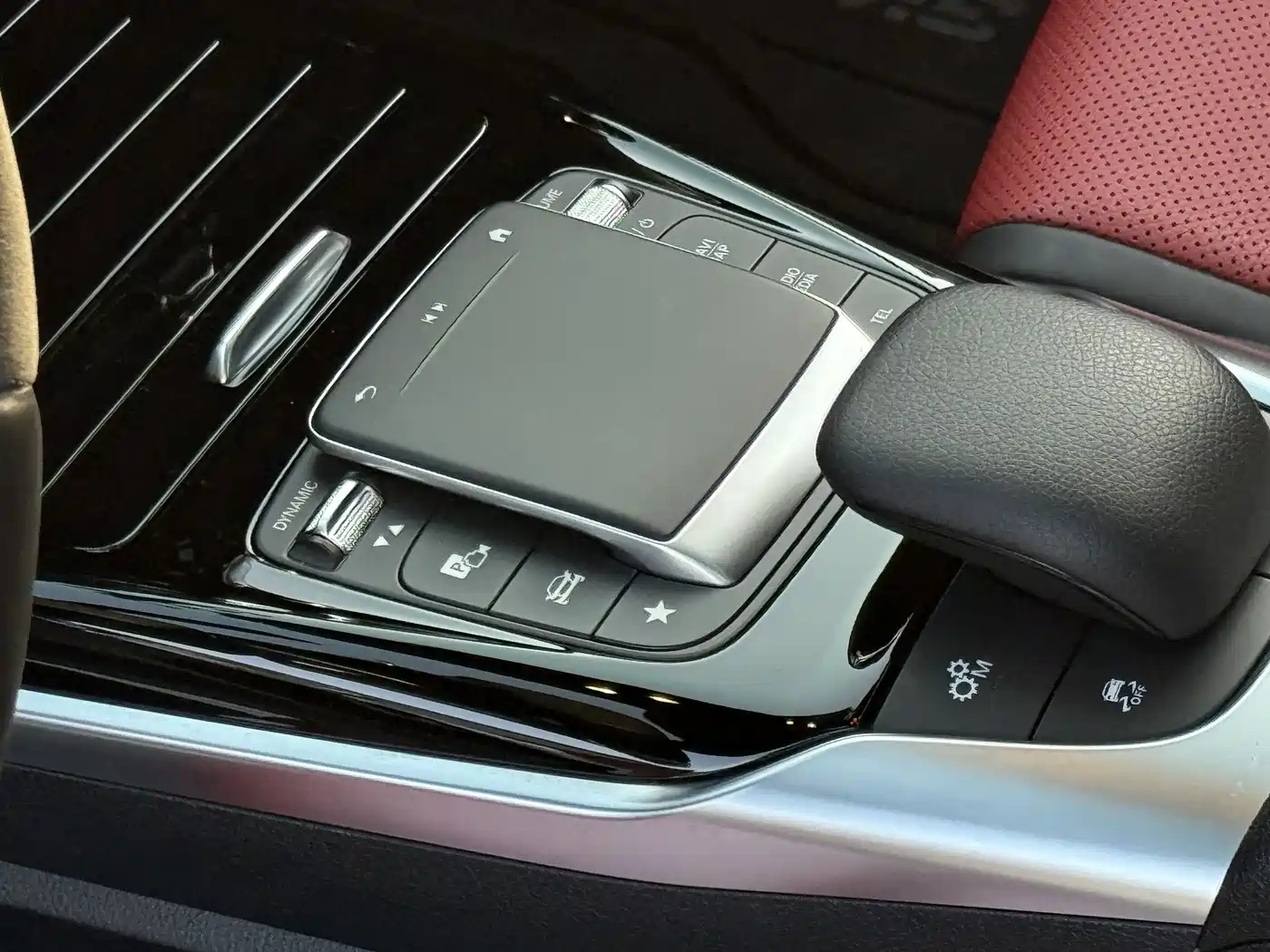 MERCEDES-BENZ CLA AMG