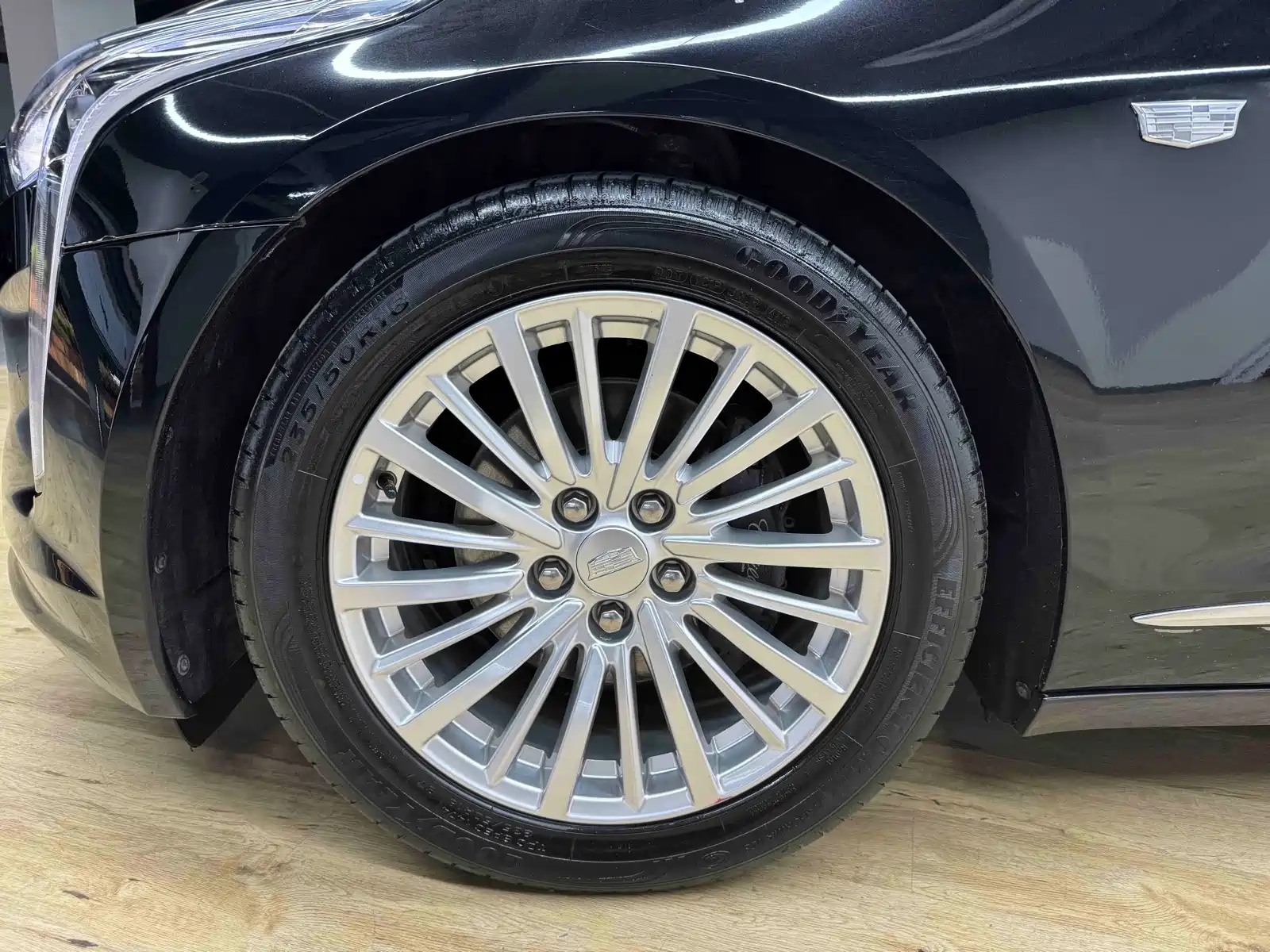 Фото 6 - Cadillac CT6