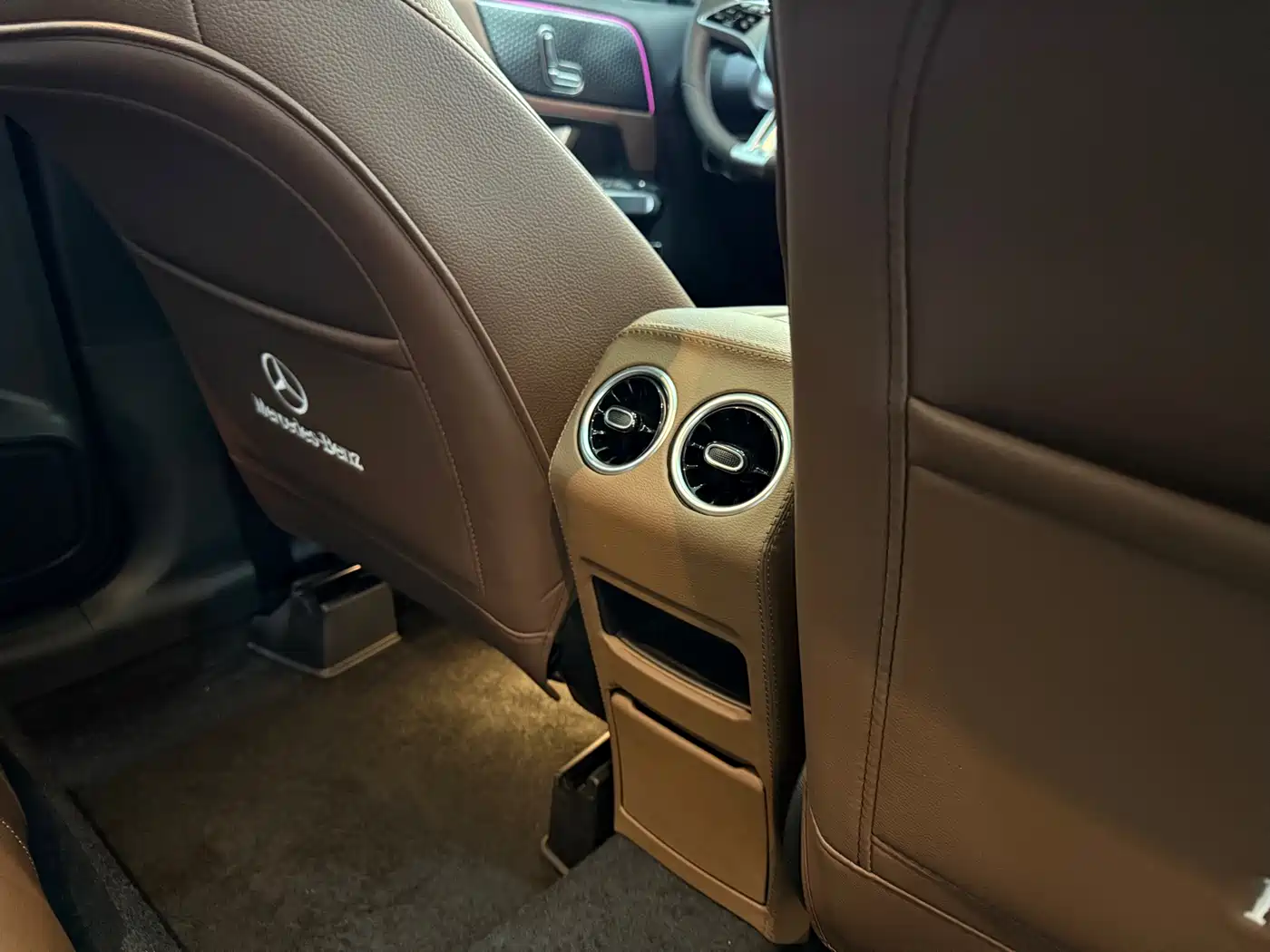Mercedes-Benz GLB 2025 GLB 220 Dynamic фото 10
