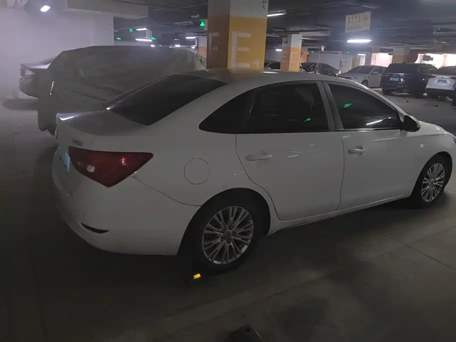Buick Excelle 2015 15N Automatic Elite фото 3