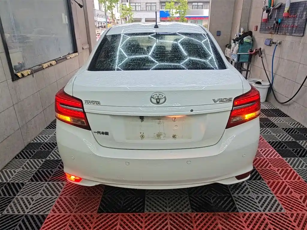 Toyota Vios 2017 1.5L CVT Pioneer фото 6