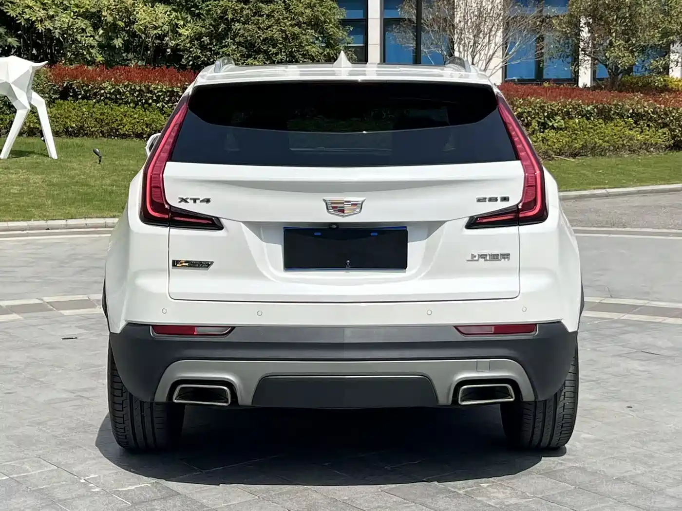 Cadillac XT4 2020 28T FWD Leading Trim фото 4