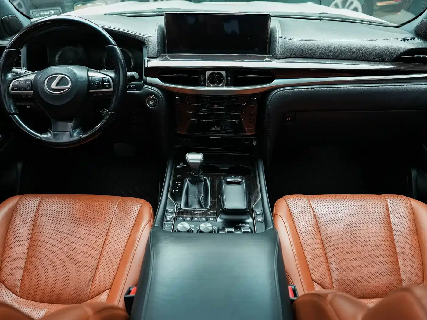 Lexus LX 2019 570 Prestige Luxury Edition фото 18