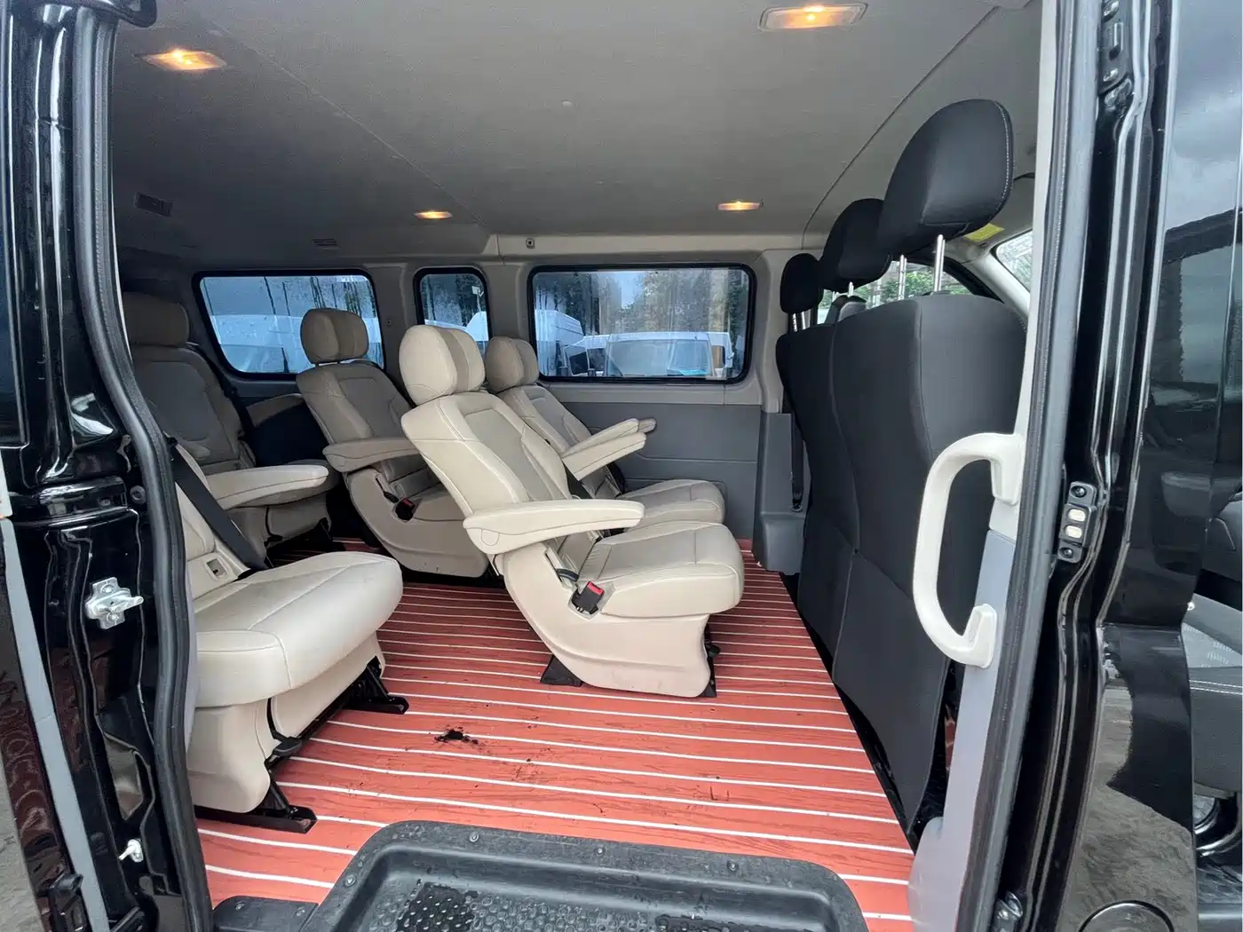 SAIC Maxus Xintu V80 2026 2025 PRO Aoyun 2.0T Manual Long Wheelbase Medium Roof 6/7/8/9-Seater