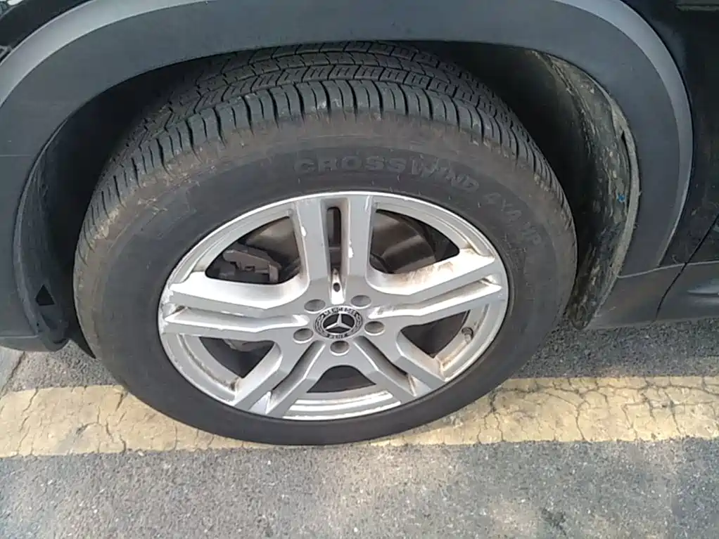 Фото 23 - Mercedes-Benz GLB