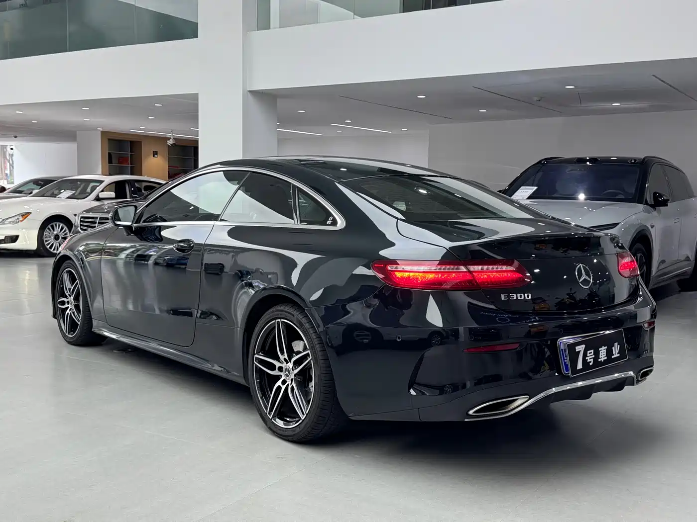 Mercedes-Benz E-Class (Import) 2019 E 300 Coupe фото 4
