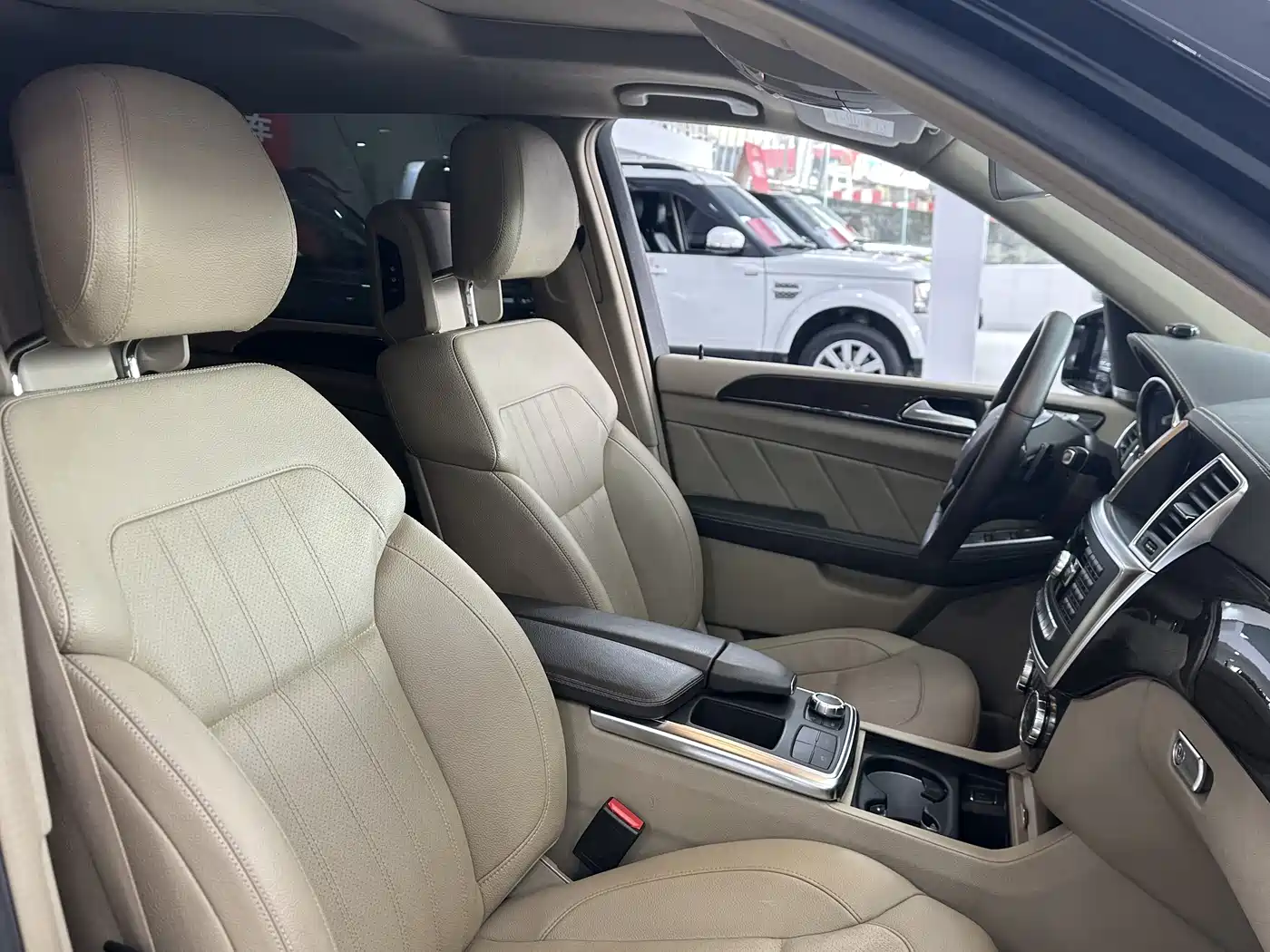 Mercedes-Benz GL-Class 2014 GL 350 CDI 4MATIC фото 23