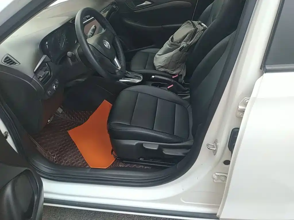 Фото 15 - Buick Excelle