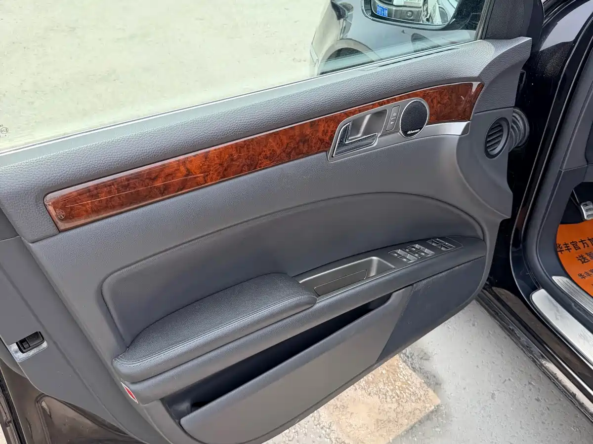 Volkswagen Phaeton 2011 3.6L V6 5-Seater Extended Comfort фото 7