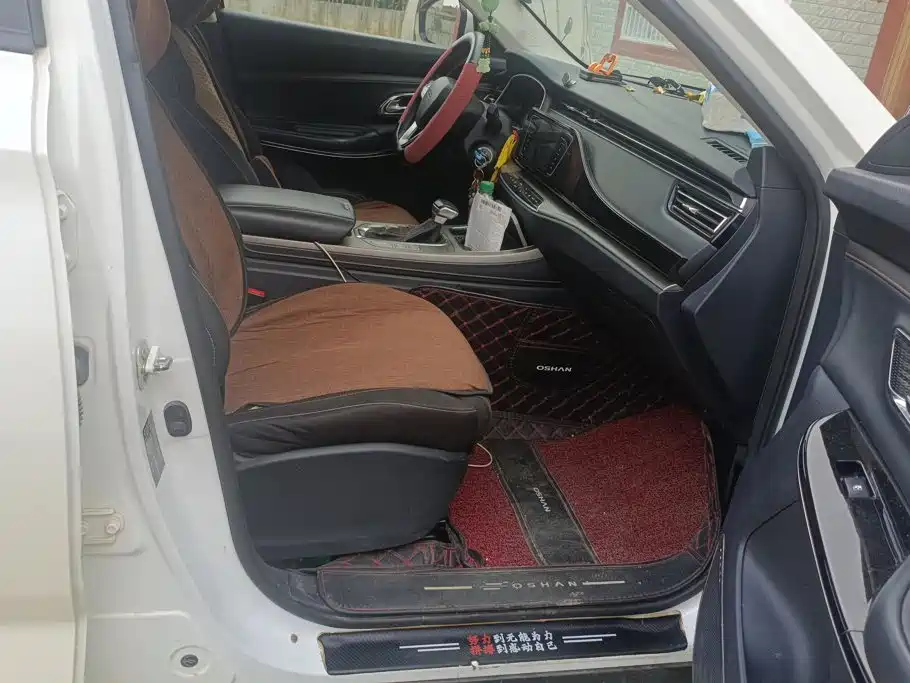 Changan Oshan X7 2021 2020 1.5T Auto Elite Model