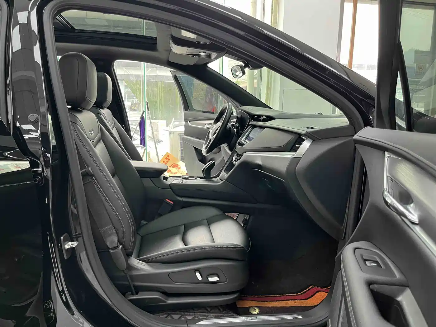 CADILLAC XT5