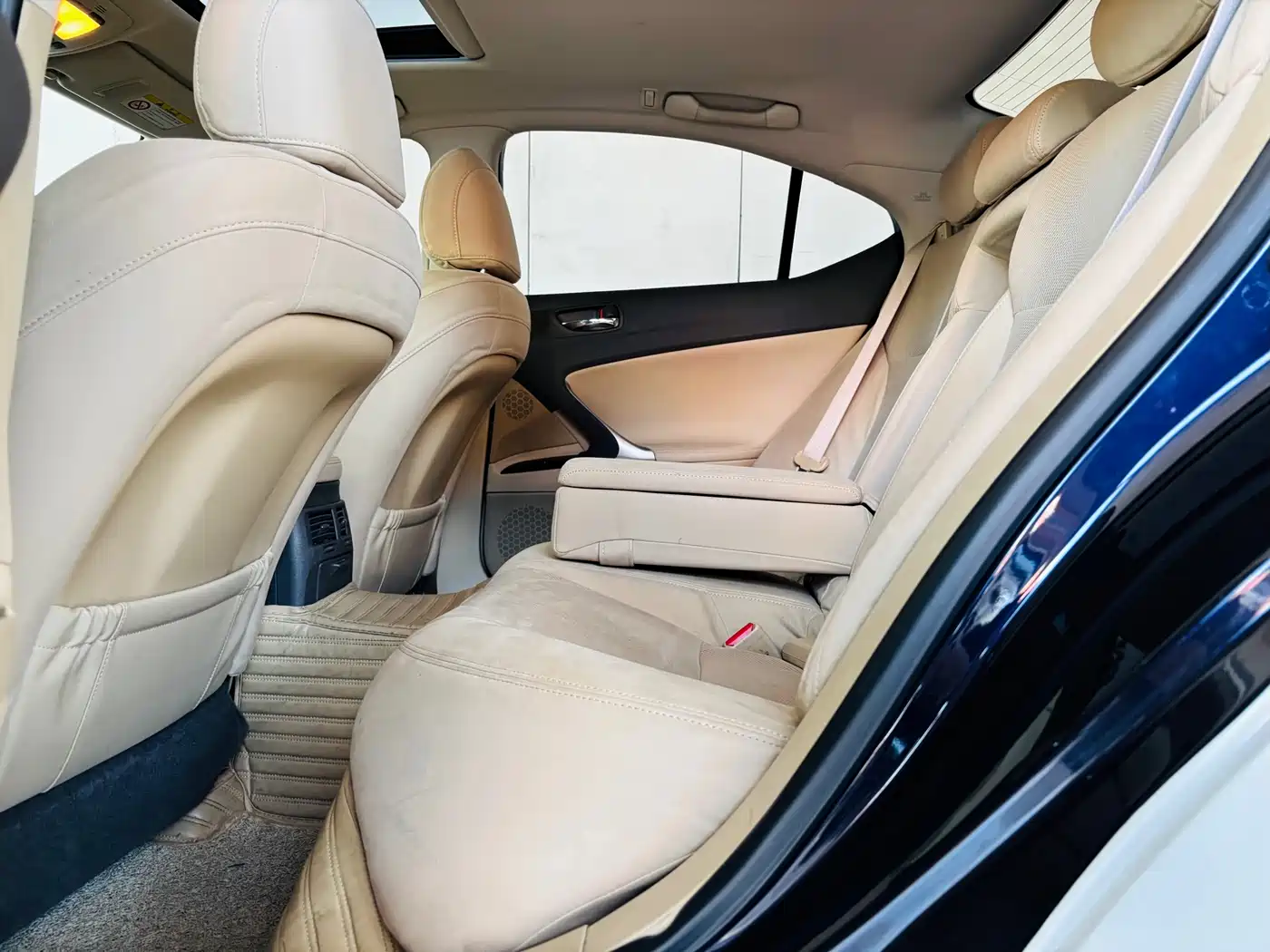 Lexus IS 2011 250 Sport фото 10