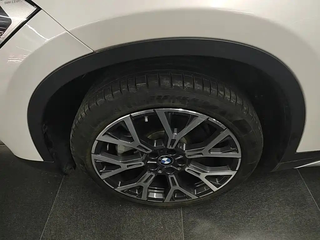 Фото 25 - BMW X1