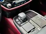 Фото 10 - Lexus LS