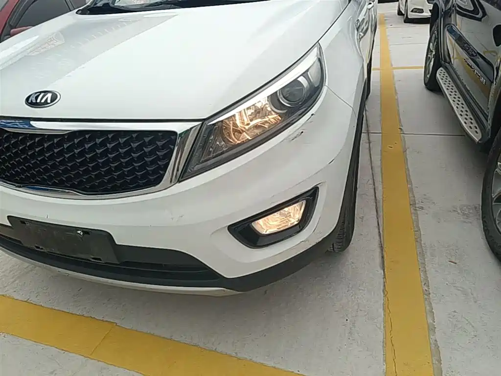 Kia Sportage 2016 2.0L Automatic 2WD GL фото 24