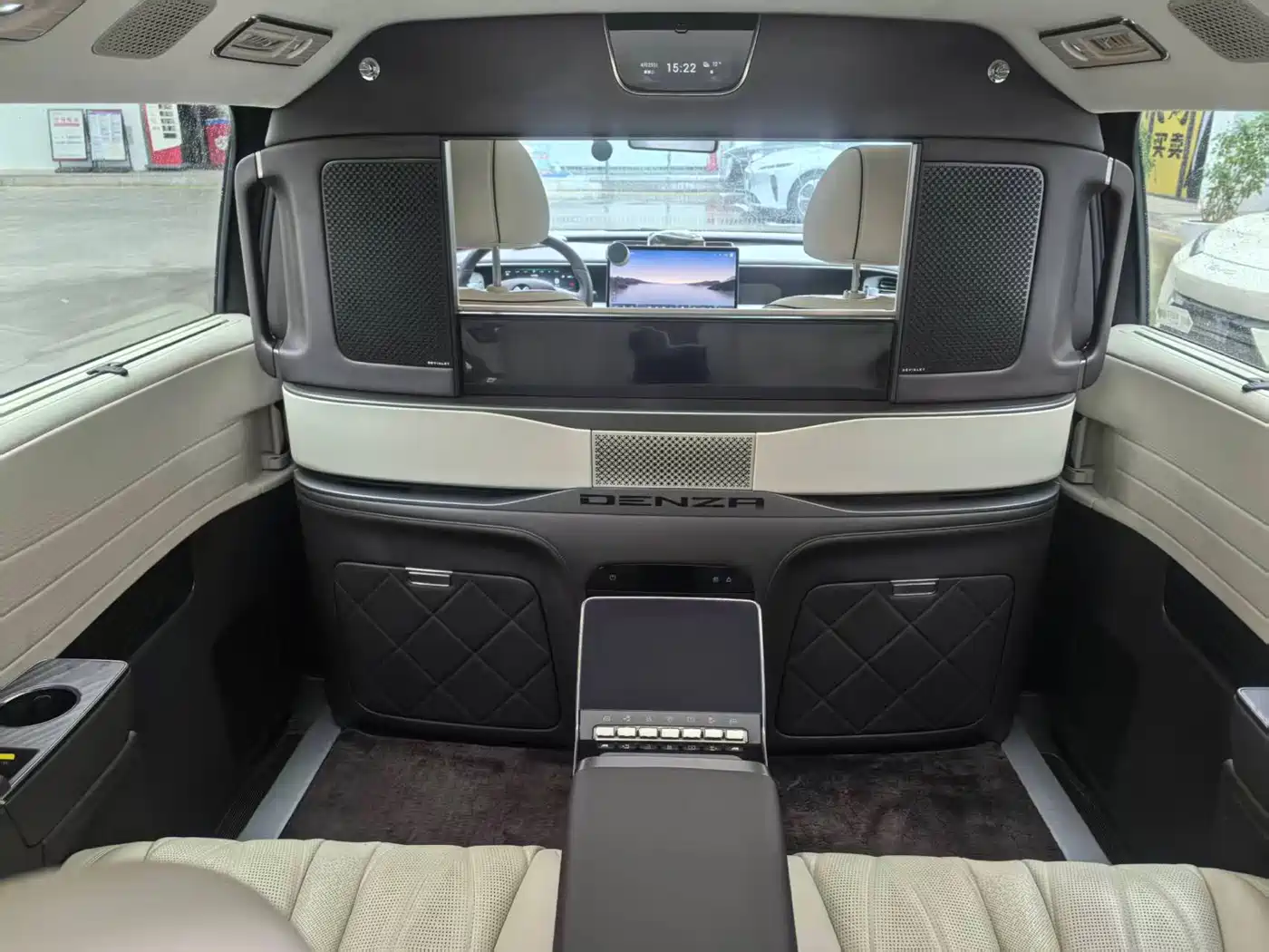 Denza D9 2024 PIONEER 4-Seater Pioneer Edition фото 7