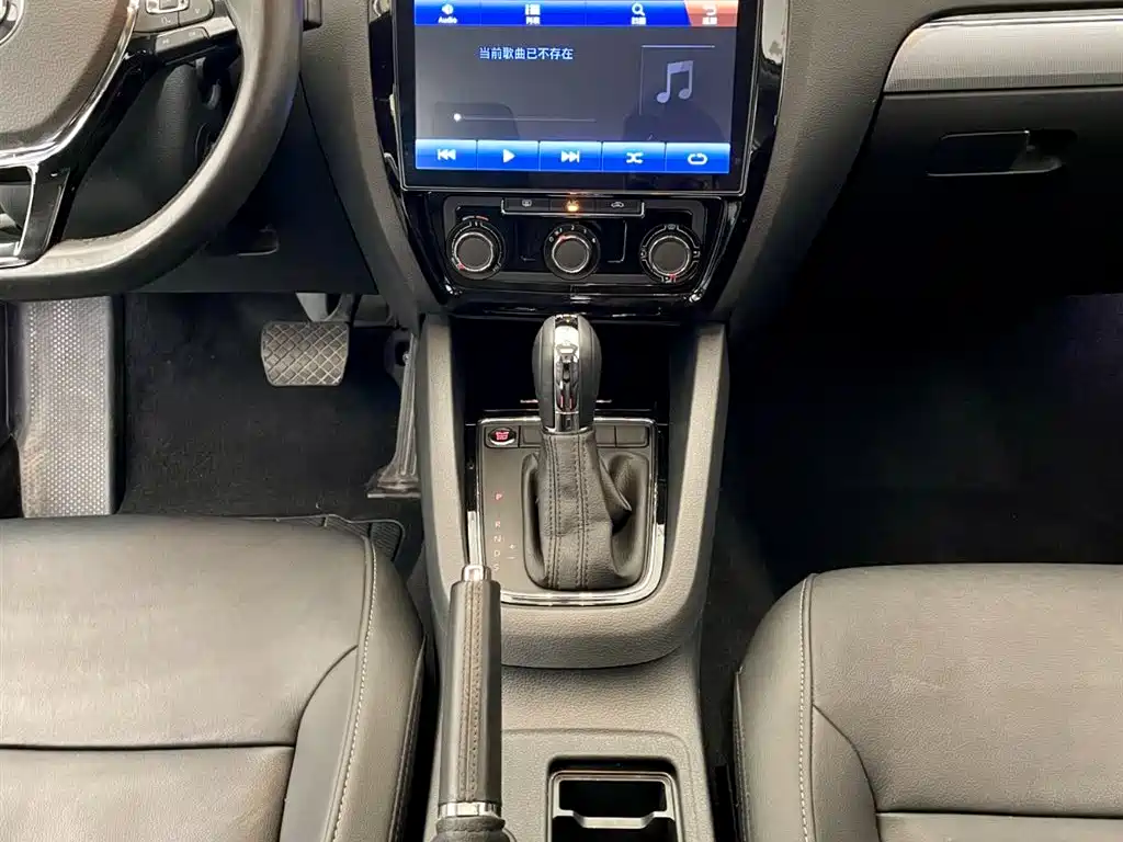 Volkswagen Sagitar 2018 280TSI DSG Comfort фото 9