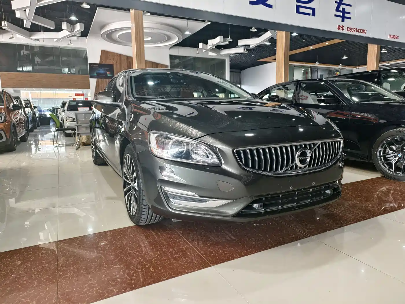 VOLVO S60