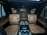Фото 5 - Lincoln Navigator