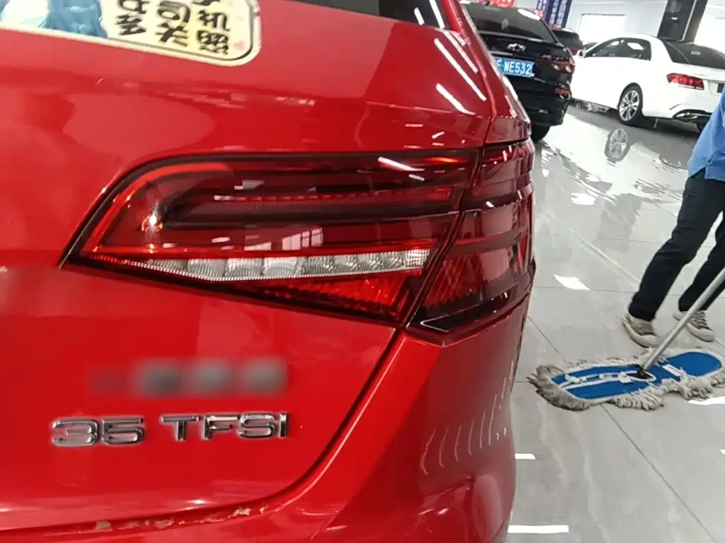 Photo 8 - Audi A3