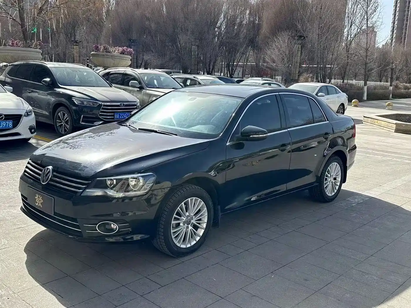 Volkswagen Bora 2014 1.6L Automatic Luxury Edition фото 3