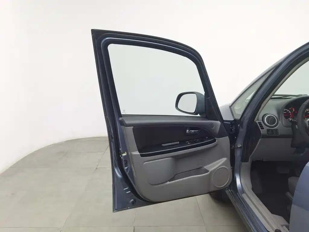 Suzuki SX4 2011 2011 Facelift 1.6L Automatic Agile