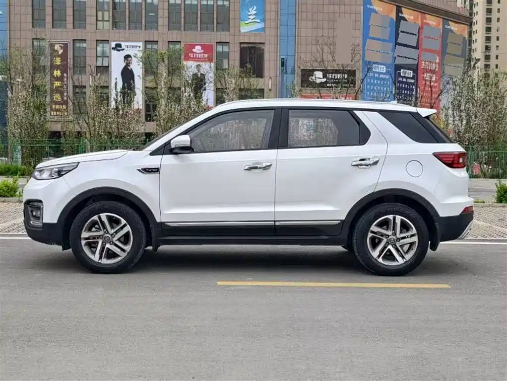CHANGAN CS55
