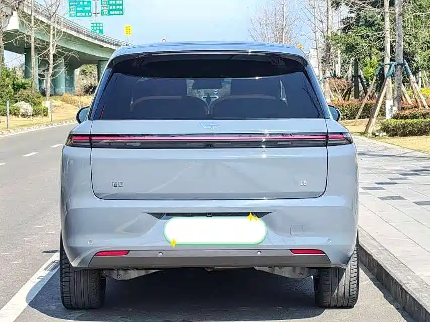 Li Auto IDEAL L8
