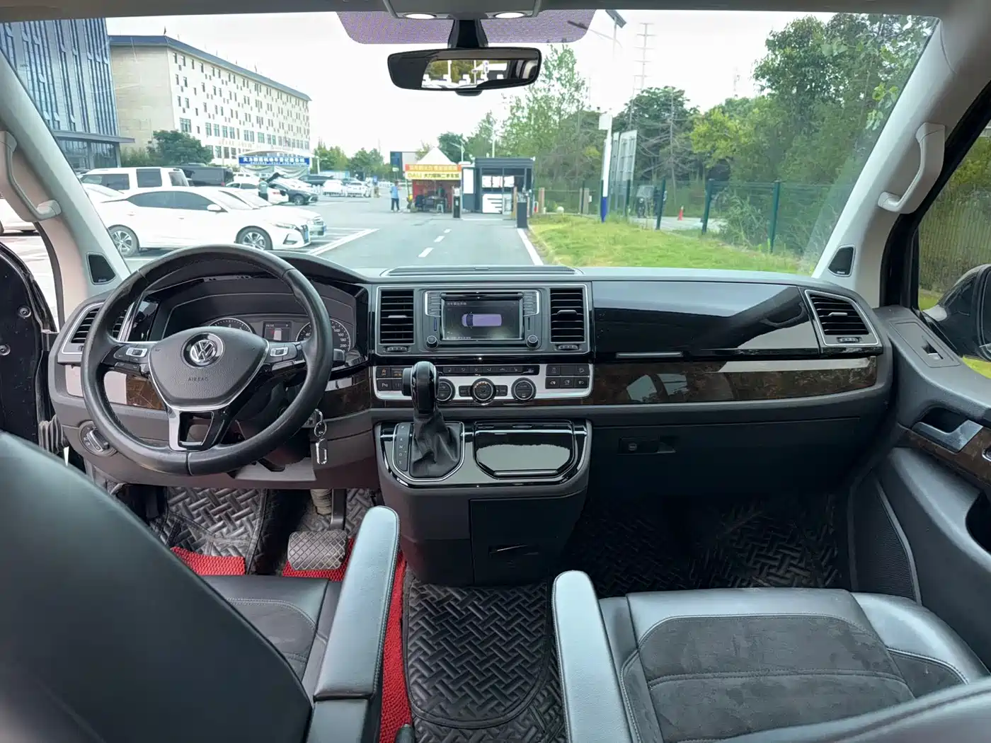 Volkswagen Multivan 2020 2019 2.0TSI 4WD Premium 7-seater
