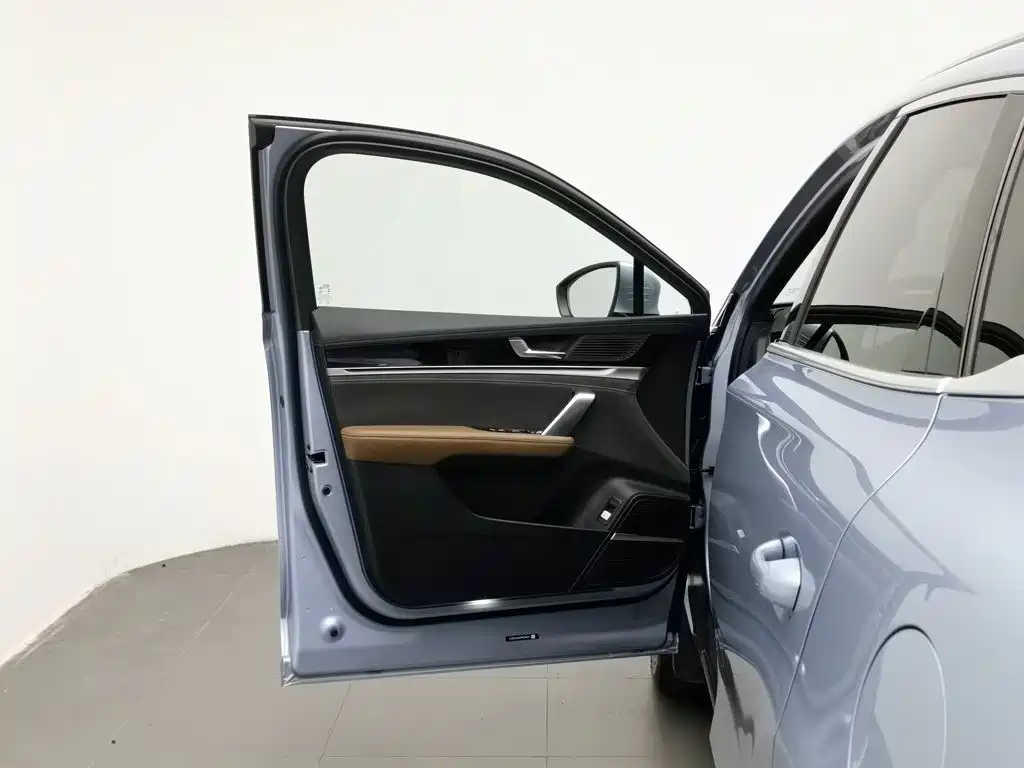 BYD Tang, миниатюра 8