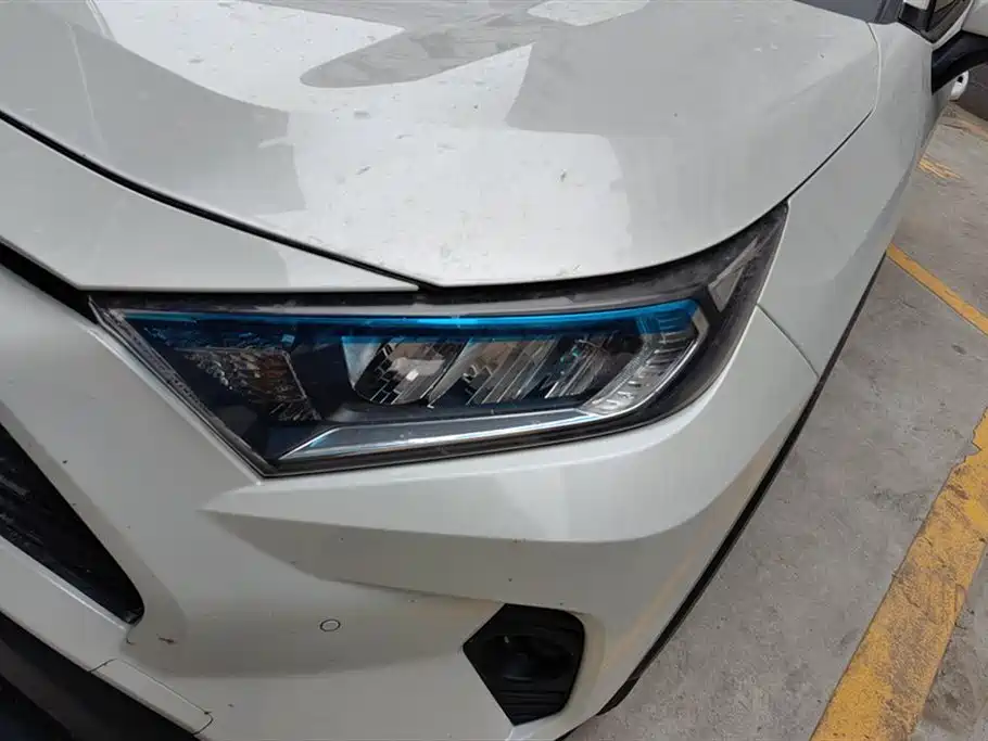 Toyota RAV4 Rongfang 2022 2.0L CVT 2WD Trend Edition фото 5