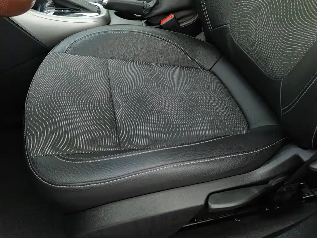 Фото 20 - Buick Excelle