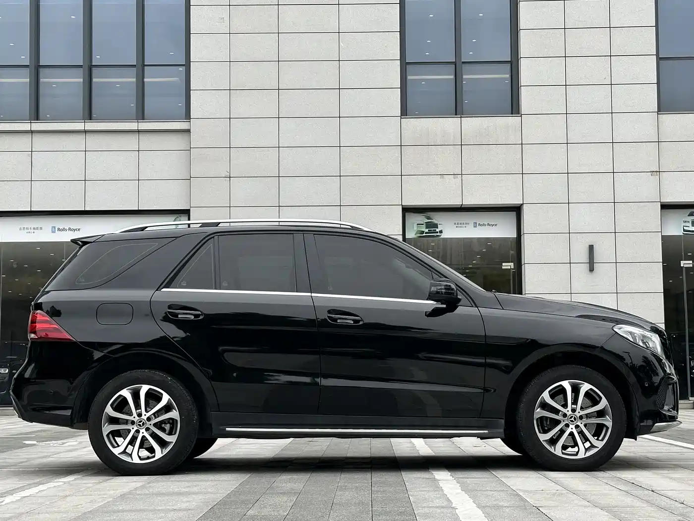 Mercedes-Benz GLE 2017 GLE 320 4MATIC Dynamic фото 4