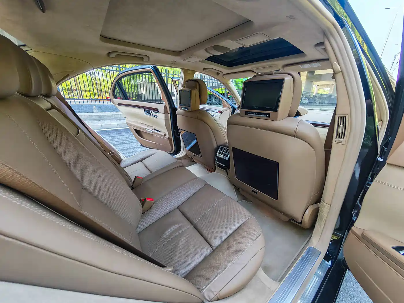 Mercedes-Benz S-Class 2008 Model S 500 L 4MATIC фото 22