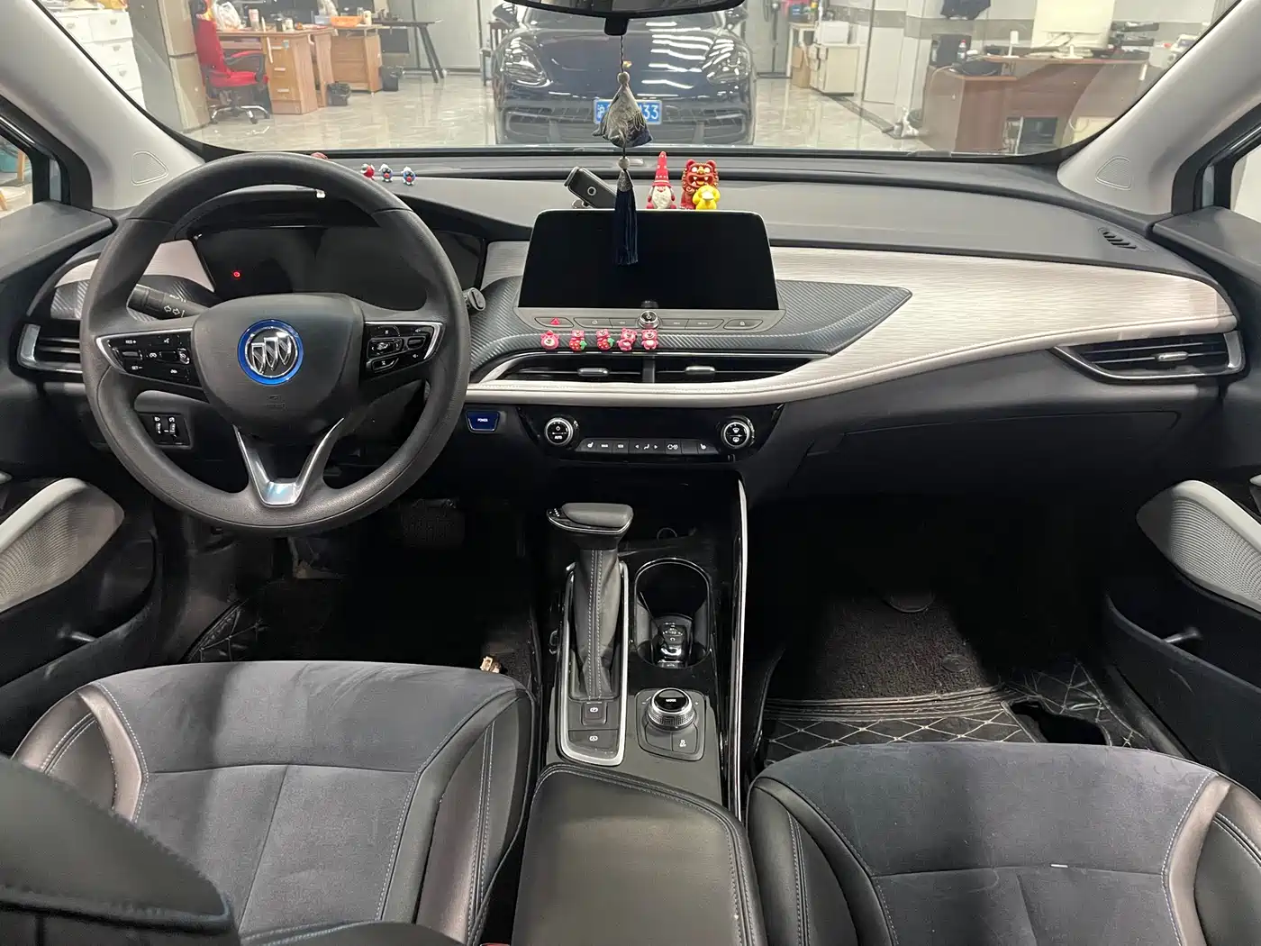 BUICK SLIGHTLY BLUE 6