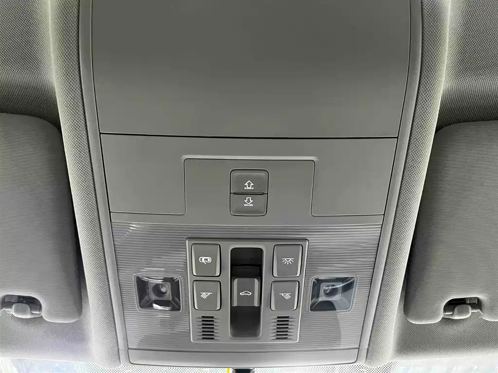 Volkswagen Tiguan L 2023 280TSI 2WD Trend Limited Edition фото 6