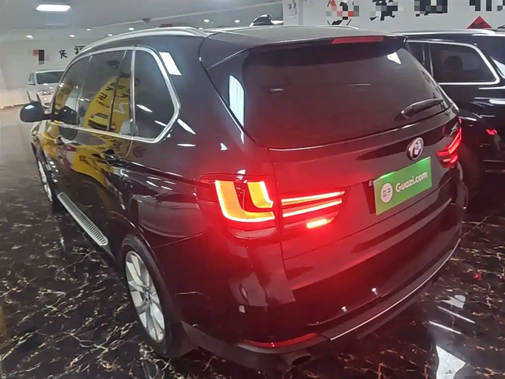 BMW X5 (Import) 2018 xDrive28i фото 5