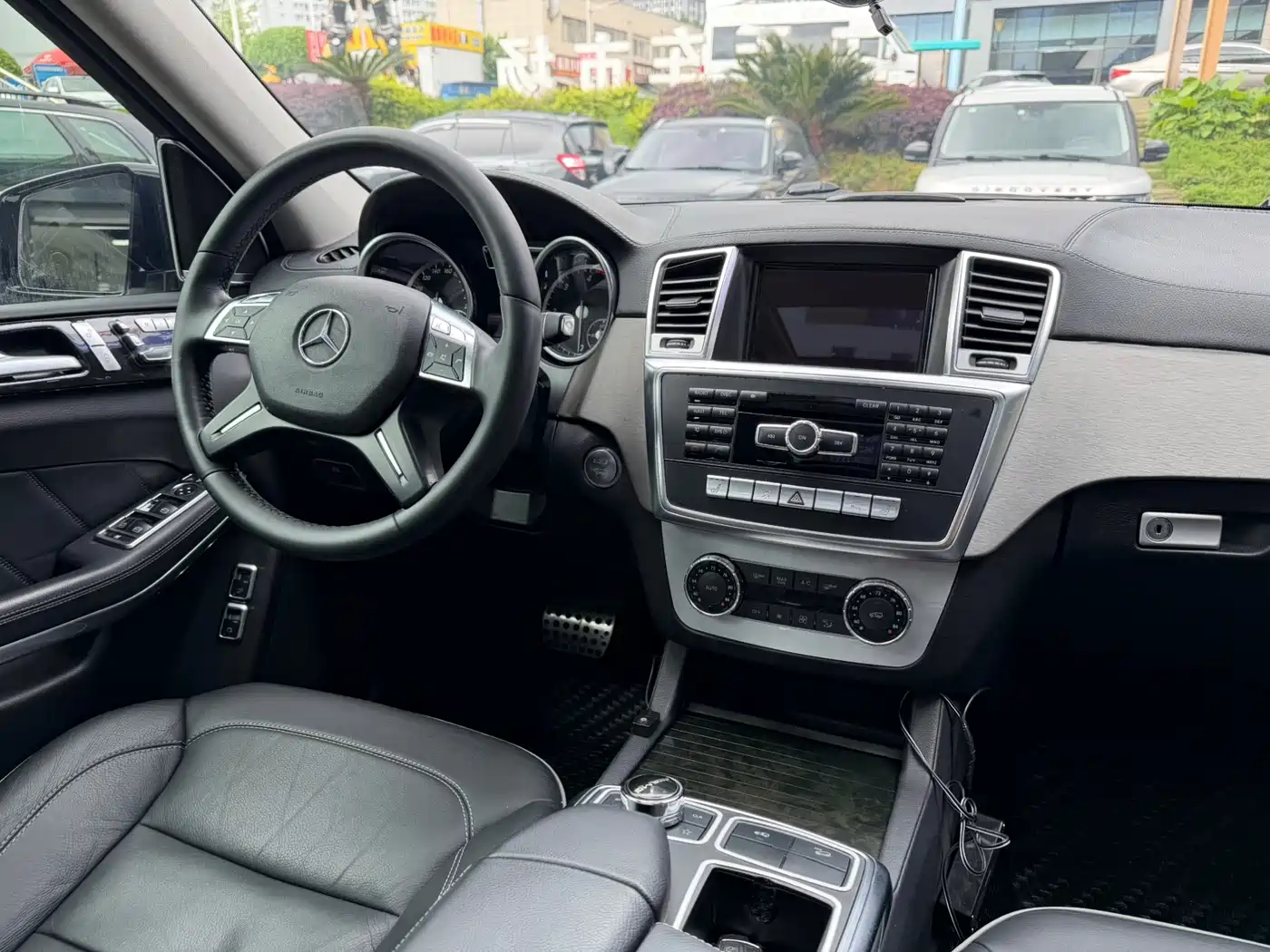 Mercedes-Benz GL-Class 2014 GL 350 CDI 4MATIC фото 10