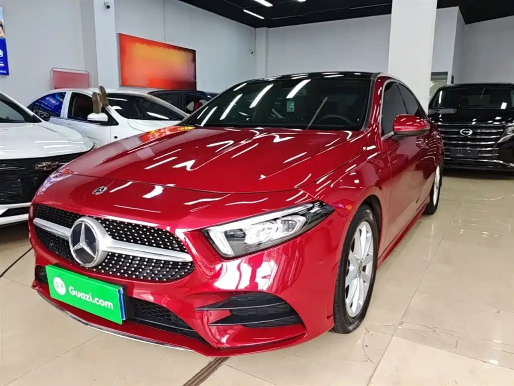 Mercedes-Benz A-Class 2020 A 200 L Sport Sedan фото 2